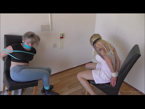 ❤️ Mowonlara / so si oke ati awọn gagged / omobirin ninu ipọnju ❌ ni onihoho% yo.com-pornzog.ru% ﹏